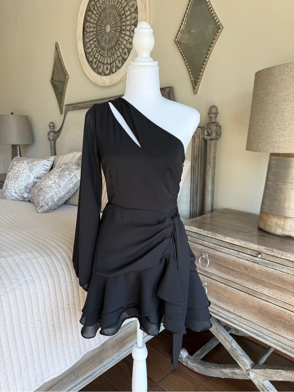 DO+BE Black One-Shoulder Ruffle Mini Dress